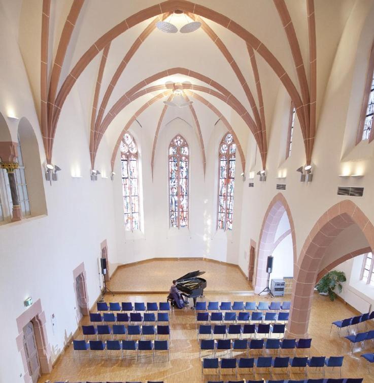 Rosa Flesch Hotel Und Tagungszentrum Waldbreitbach Buitenkant foto